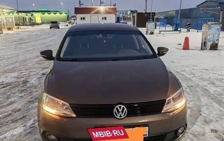 Volkswagen Jetta VI, 2012 год, 980 000 рублей, 11 фотография