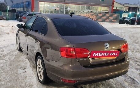 Volkswagen Jetta VI, 2012 год, 980 000 рублей, 6 фотография