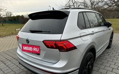 Volkswagen Tiguan II, 2023 год, 5 340 000 рублей, 7 фотография