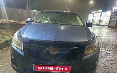 Chevrolet Cruze II, 2013 год, 800 000 рублей, 19 фотография