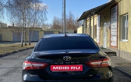 Toyota Camry, 2020 год, 3 080 000 рублей, 4 фотография