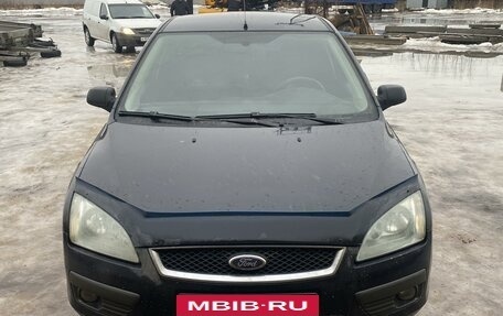 Ford Focus II рестайлинг, 2005 год, 549 000 рублей, 2 фотография