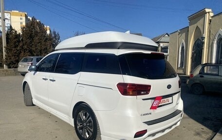 KIA Carnival III, 2018 год, 4 200 000 рублей, 6 фотография