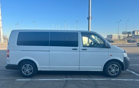 Volkswagen Transporter T5 рестайлинг, 2004 год, 1 220 000 рублей, 3 фотография