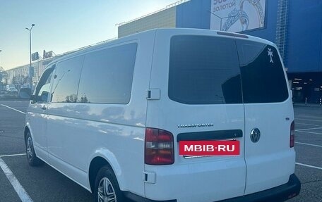 Volkswagen Transporter T5 рестайлинг, 2004 год, 1 220 000 рублей, 6 фотография