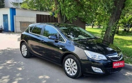 Opel Astra J, 2012 год, 1 220 000 рублей, 10 фотография