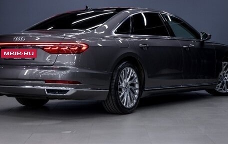 Audi A8, 2018 год, 6 300 000 рублей, 2 фотография