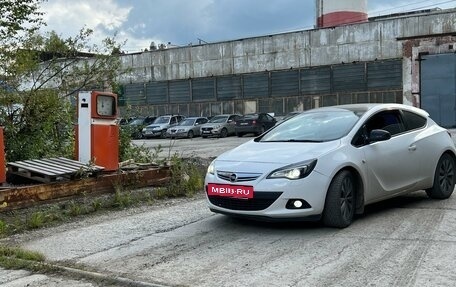 Opel Astra J, 2012 год, 980 000 рублей, 2 фотография