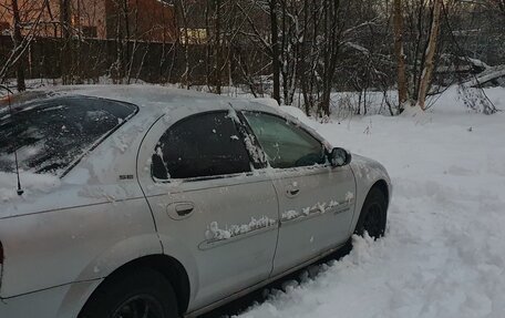 Dodge Stratus II, 2001 год, 300 000 рублей, 2 фотография