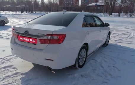 Toyota Camry, 2013 год, 1 880 000 рублей, 6 фотография