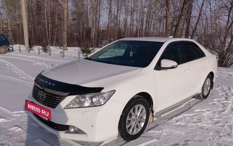 Toyota Camry, 2013 год, 1 880 000 рублей, 3 фотография