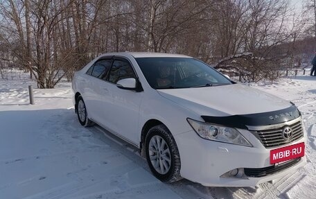 Toyota Camry, 2013 год, 1 880 000 рублей, 4 фотография