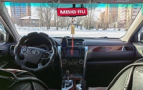 Toyota Camry, 2013 год, 1 880 000 рублей, 26 фотография