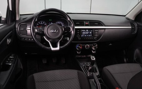 KIA Rio IV, 2017 год, 1 050 000 рублей, 6 фотография