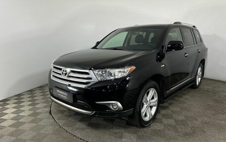 Toyota Highlander III, 2011 год, 2 250 000 рублей, 1 фотография