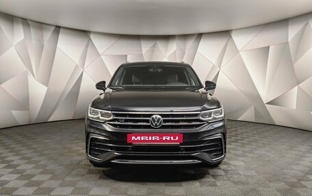 Volkswagen Tiguan II, 2021 год, 3 960 700 рублей, 7 фотография