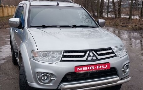 Mitsubishi Pajero Sport II рестайлинг, 2015 год, 2 290 000 рублей, 5 фотография