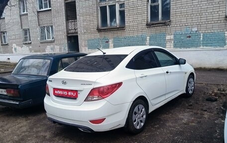 Hyundai Solaris II рестайлинг, 2014 год, 580 000 рублей, 1 фотография