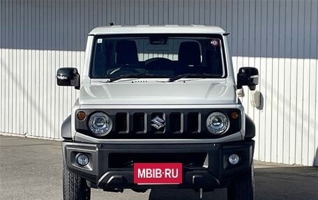 Suzuki Jimny, 2021 год, 1 685 000 рублей, 2 фотография