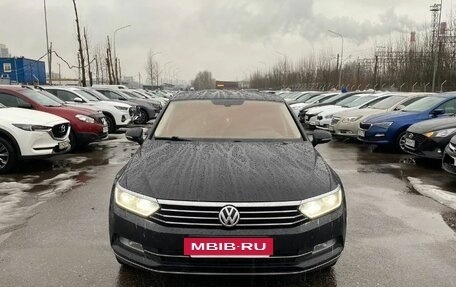 Volkswagen Passat B8 рестайлинг, 2017 год, 1 600 000 рублей, 2 фотография