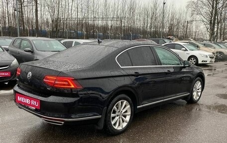 Volkswagen Passat B8 рестайлинг, 2017 год, 1 600 000 рублей, 4 фотография