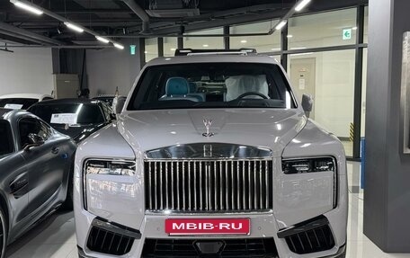 Rolls-Royce Cullinan, 2025 год, 74 990 000 рублей, 19 фотография