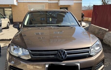 Volkswagen Touareg III, 2014 год, 2 500 000 рублей, 2 фотография