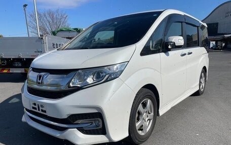 Honda Stepwgn IV, 2016 год, 1 795 000 рублей, 2 фотография