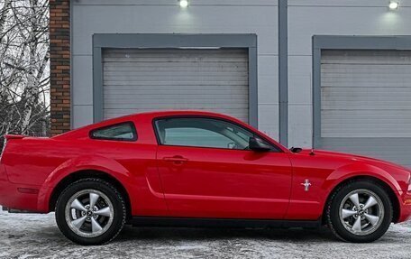 Ford Mustang VI рестайлинг, 2006 год, 1 900 000 рублей, 6 фотография