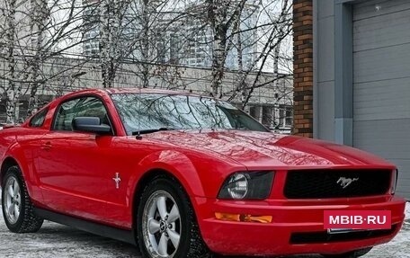 Ford Mustang VI рестайлинг, 2006 год, 1 900 000 рублей, 4 фотография