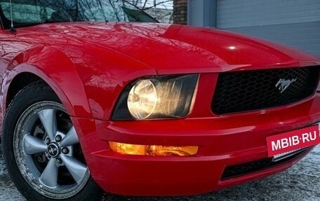 Ford Mustang VI рестайлинг, 2006 год, 1 900 000 рублей, 14 фотография