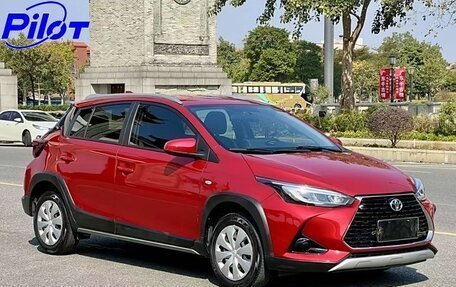 Toyota Yaris XP150 рестайлинг, 2021 год, 1 450 000 рублей, 1 фотография