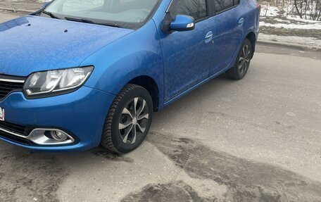 Renault Logan II, 2014 год, 560 000 рублей, 1 фотография