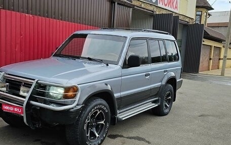 Mitsubishi Montero III, 1995 год, 870 000 рублей, 1 фотография