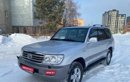 Toyota Land Cruiser 100 рестайлинг 2, 2005 год, 2 870 000 рублей, 1 фотография