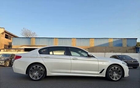 BMW 5 серия, 2021 год, 3 560 000 рублей, 4 фотография