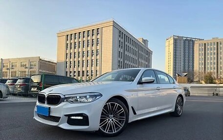 BMW 5 серия, 2021 год, 3 560 000 рублей, 8 фотография