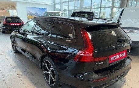 Volvo V60 II, 2022 год, 5 576 000 рублей, 6 фотография