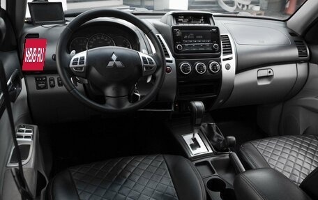 Mitsubishi Pajero Sport II рестайлинг, 2015 год, 2 399 000 рублей, 6 фотография