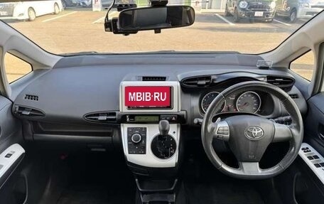 Toyota Wish II, 2017 год, 1 100 000 рублей, 11 фотография