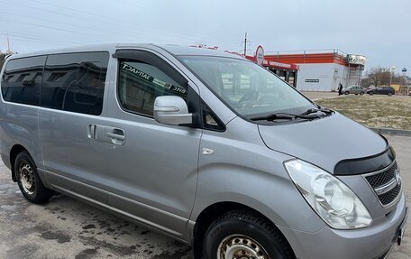 Hyundai Grand Starex Grand Starex I рестайлинг 2, 2012 год, 1 750 000 рублей, 3 фотография