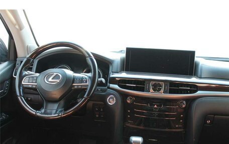 Lexus LX III, 2016 год, 7 000 000 рублей, 11 фотография