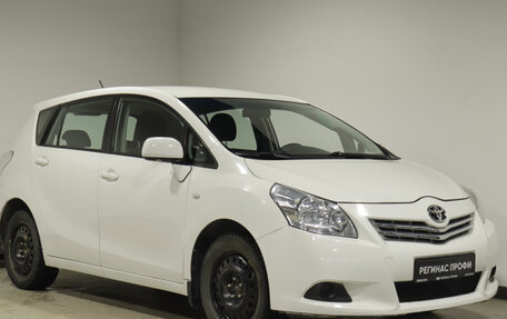 Toyota Verso I, 2012 год, 1 139 000 рублей, 2 фотография