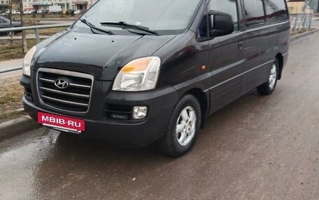 Hyundai Starex I рестайлинг, 2007 год, 700 000 рублей, 2 фотография