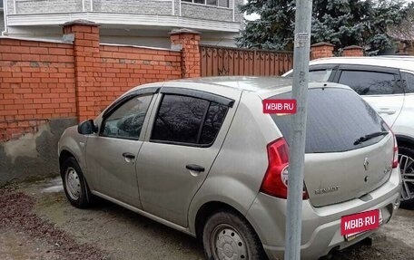 Renault Sandero I, 2014 год, 620 000 рублей, 2 фотография