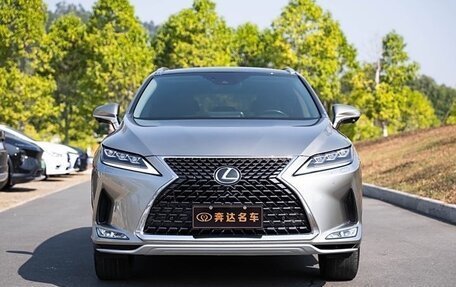 Lexus RX IV рестайлинг, 2021 год, 4 300 000 рублей, 2 фотография