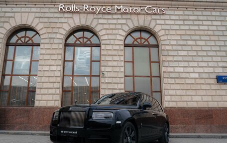 Rolls-Royce Cullinan, 2019 год, 45 000 000 рублей, 16 фотография