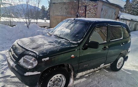 Chevrolet Niva I рестайлинг, 2005 год, 240 000 рублей, 2 фотография