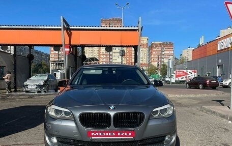 BMW 5 серия, 2012 год, 1 900 000 рублей, 6 фотография