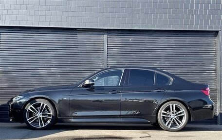 BMW 3 серия, 2018 год, 1 755 000 рублей, 8 фотография